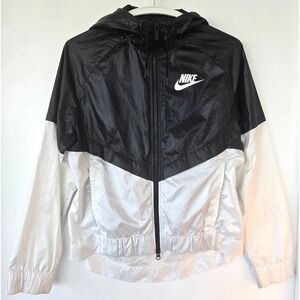 Nike Windrunner Hooded Windbreaker Jacket Black White Chevron Women's M Retro